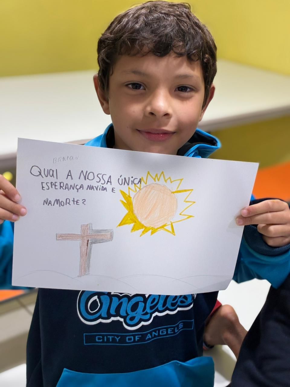 Ministério infantil - crianças em computadores